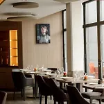 Hotel Radisson Blu Hotel, Centre 4*