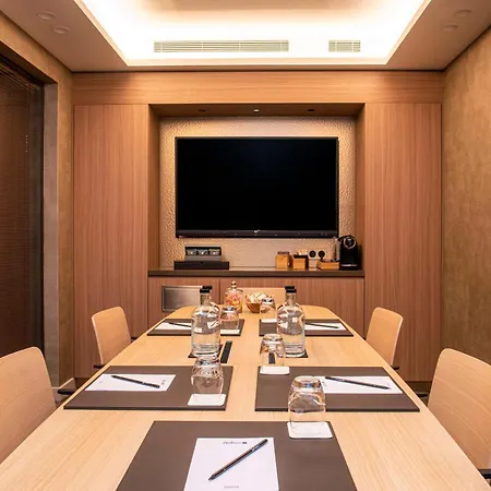 Szálloda Radisson Blu Hotel, Centre Rouen