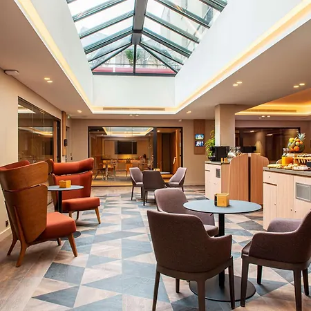 Radisson Blu Hotel, Centre 4* 루앙