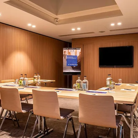 호텔 Radisson Blu Hotel, Centre
