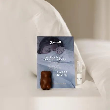 Hotel Radisson Blu Hotel, Centre 4*