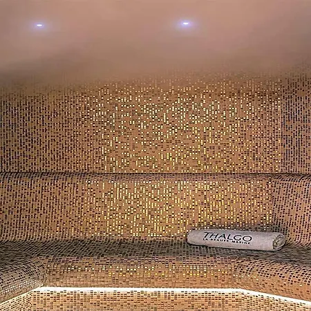 Radisson Blu Hotel, Centre Ξενοδοχείο