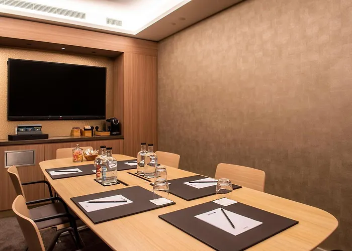 Radisson Blu Hotel, Centre Hotel